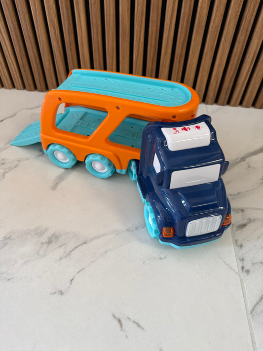 Autovežis „Linksmasis vežėjas“ 🚗🔊