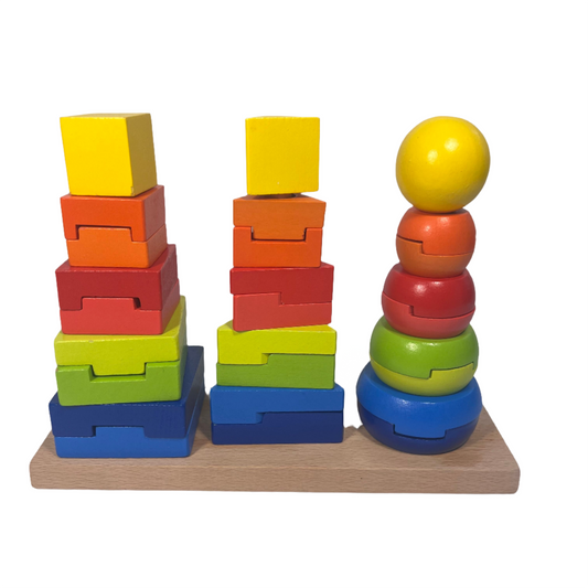 Medinė piramidė, bokštas