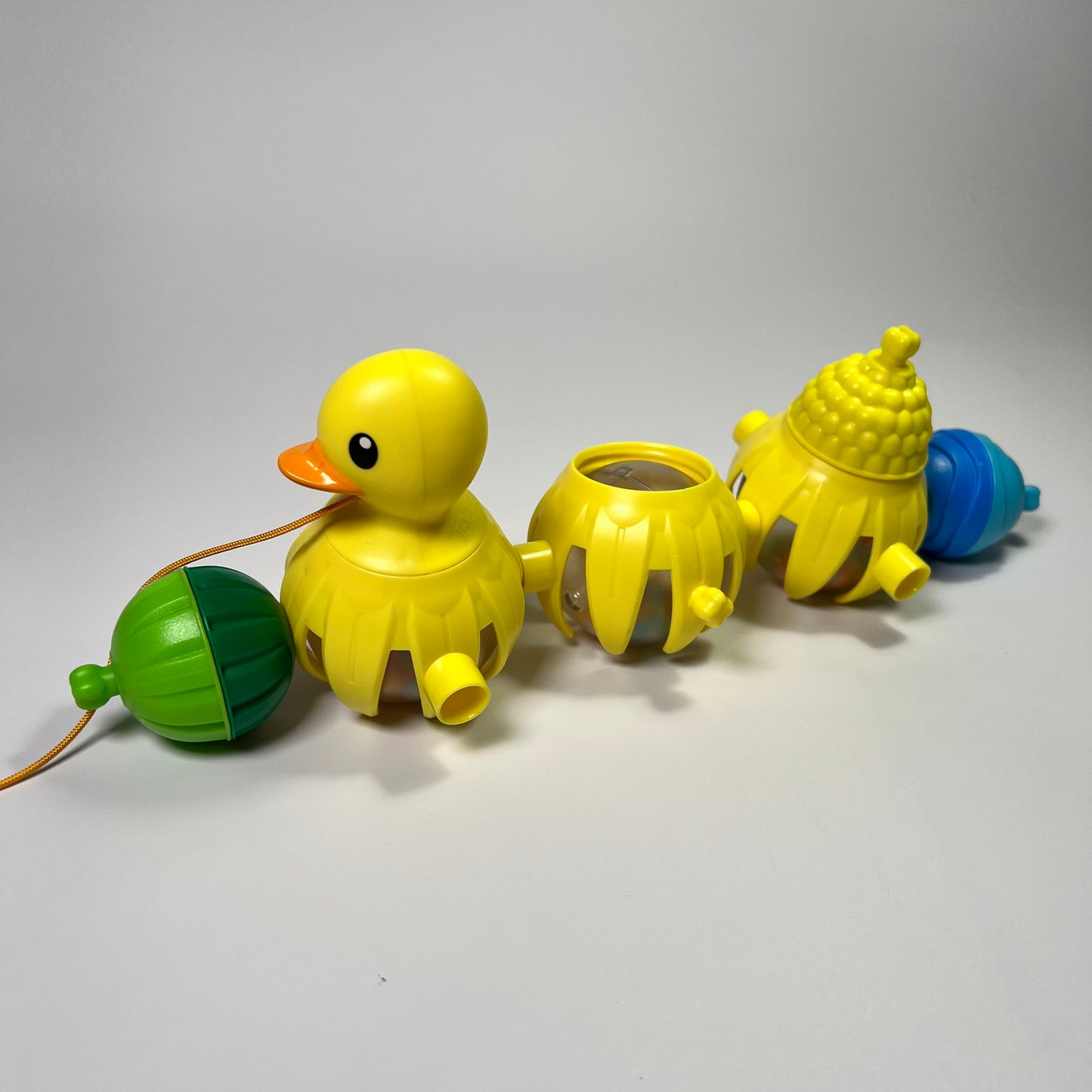 Edukacinių karoliukų rinkinys Lalaboom Pull Along Duck