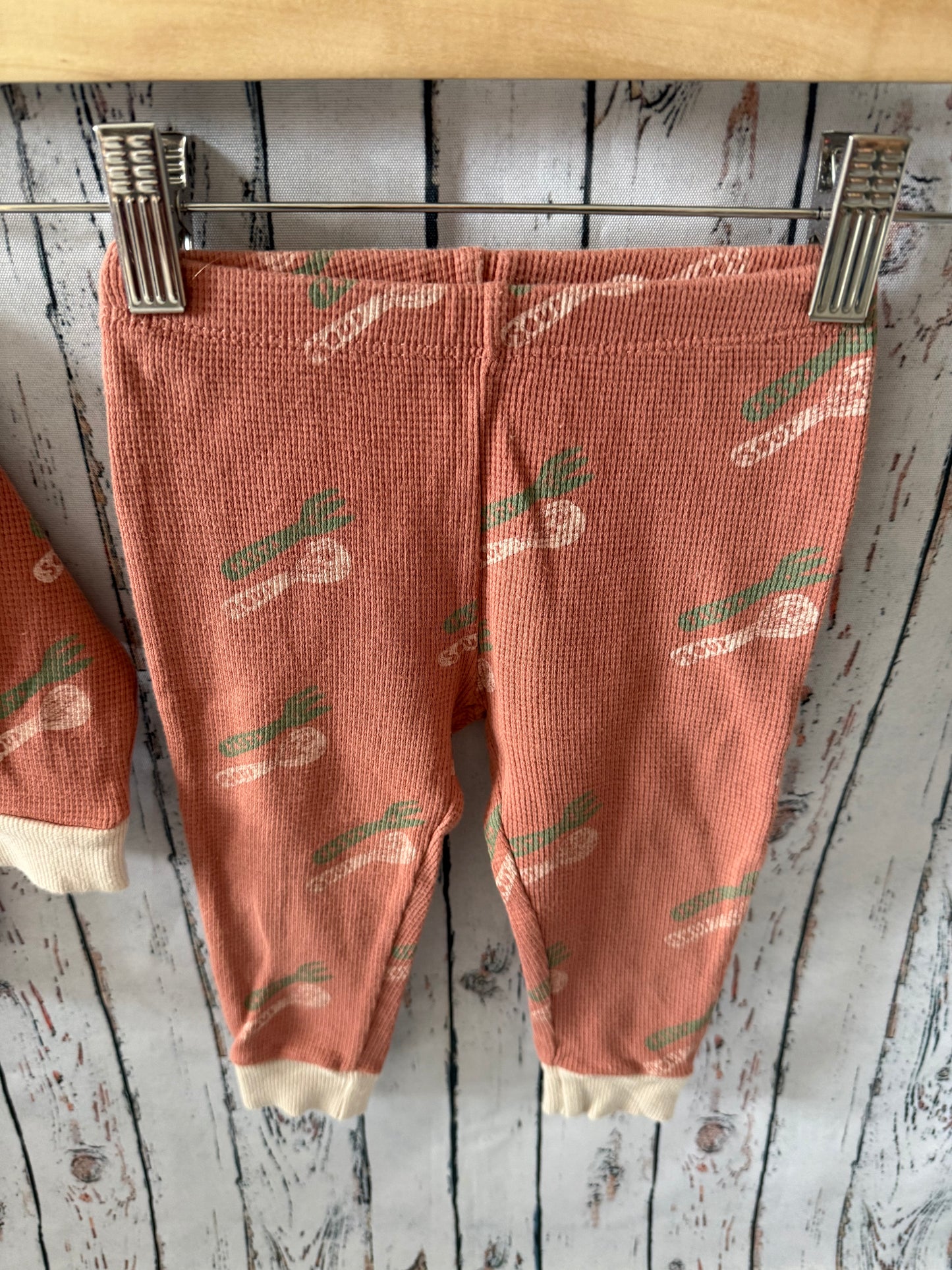 👕👖 Vaikiškas komplektas – marškinėliai ilgomis rankovėmis + kelnės Zara