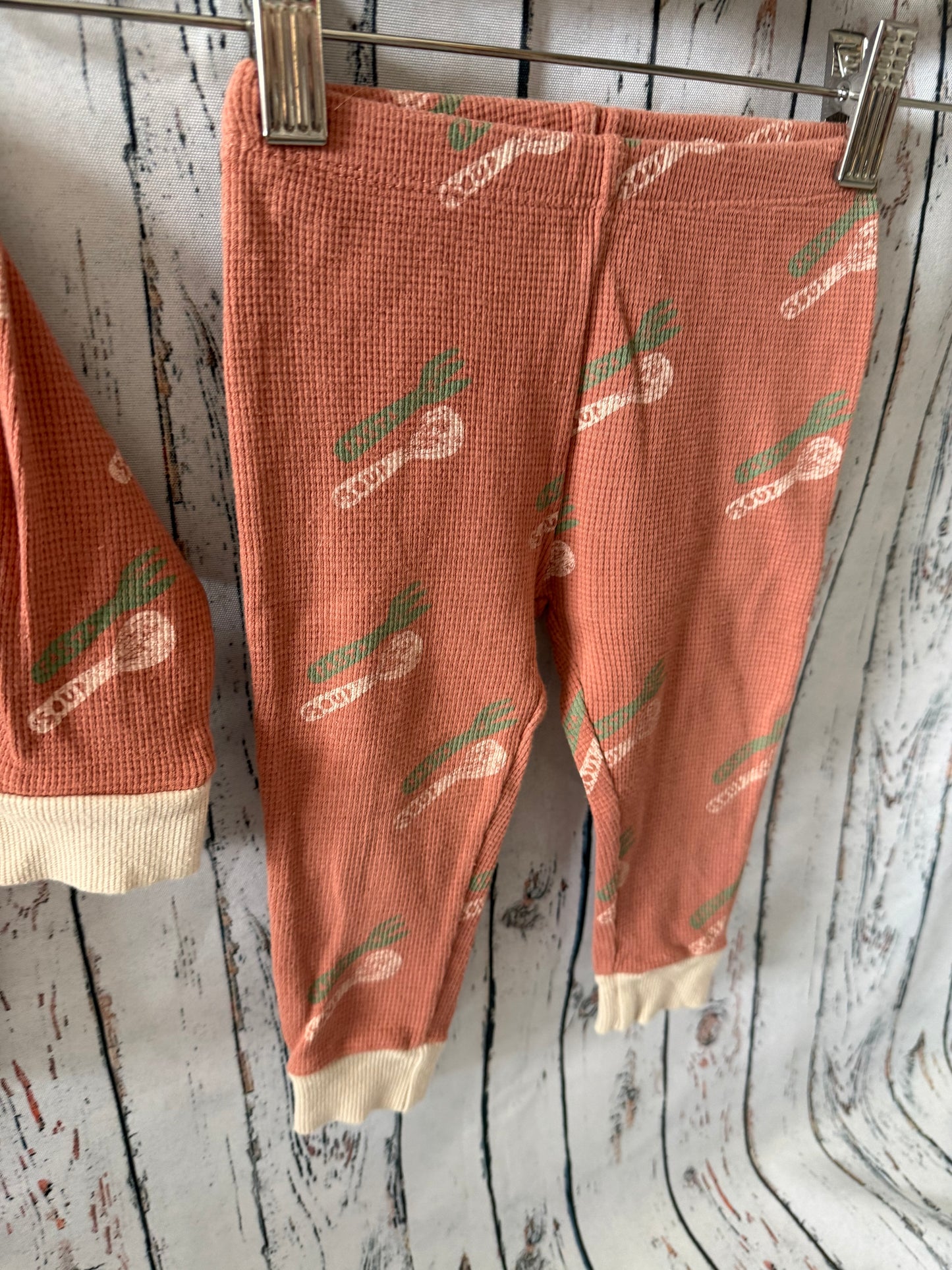 👕👖 Vaikiškas komplektas – marškinėliai ilgomis rankovėmis + kelnės Zara