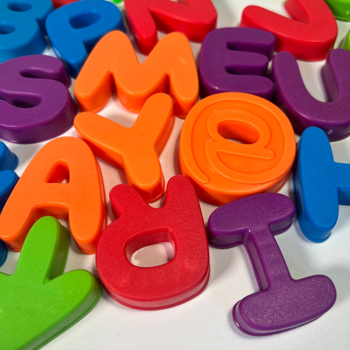 Magnetinių raidelių rinkinys