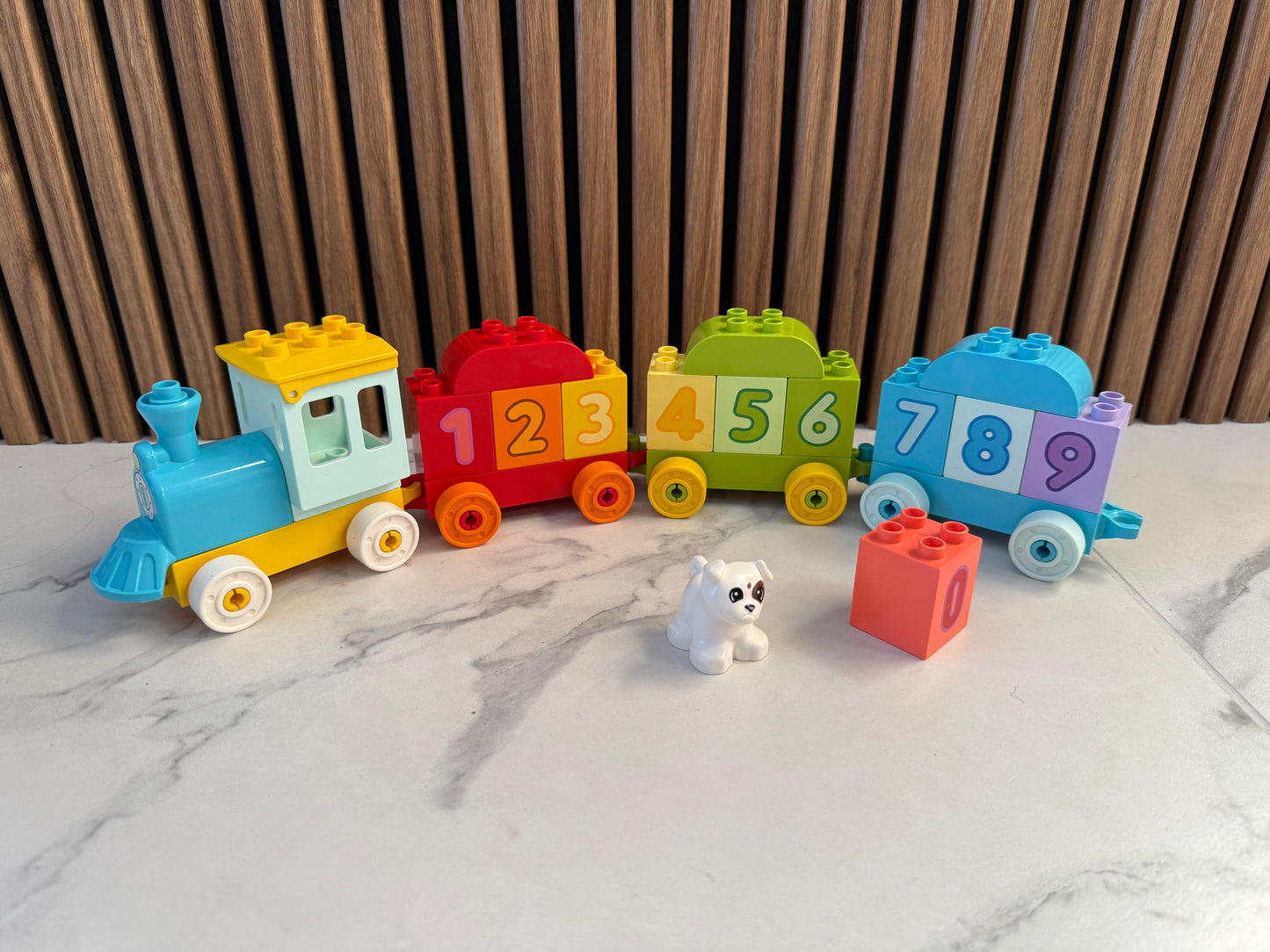 Lego DUPLO spalvotas skaičiukų traukinukas