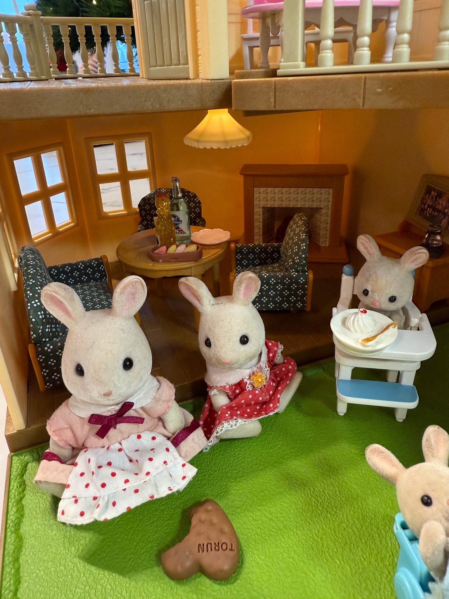 Sylvanian Families Didysis Namas su Kiemo Žaidimų Rinkiniu🏡