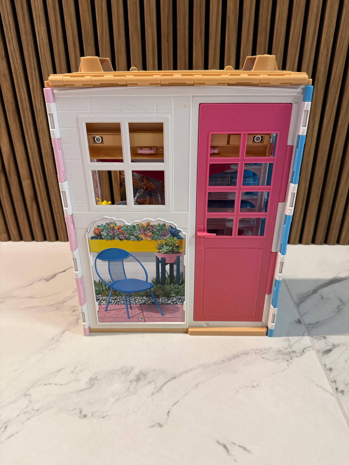 Barbie Spalvotų Svajonių Naminukas