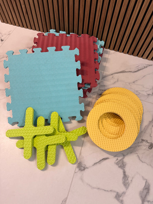 🧩 Spalvota sensorinė dėlionė – lavinamasis kilimėlių rinkinys