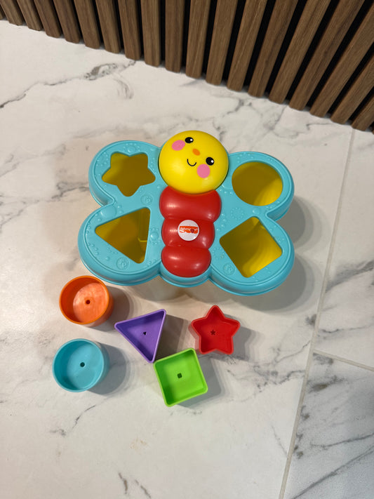 Formelių rūšiuoklė Drugelis, Fisher price