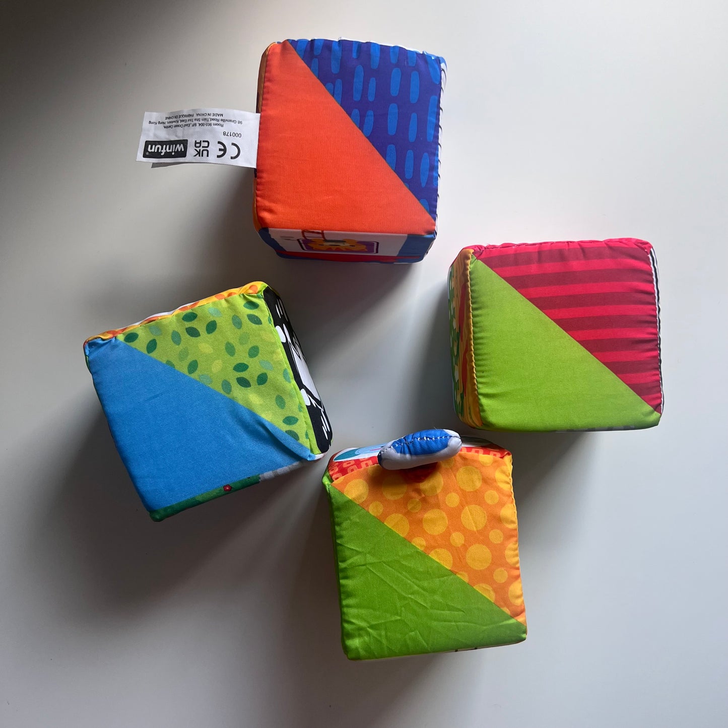 Minkštos kaladėlės Winfun