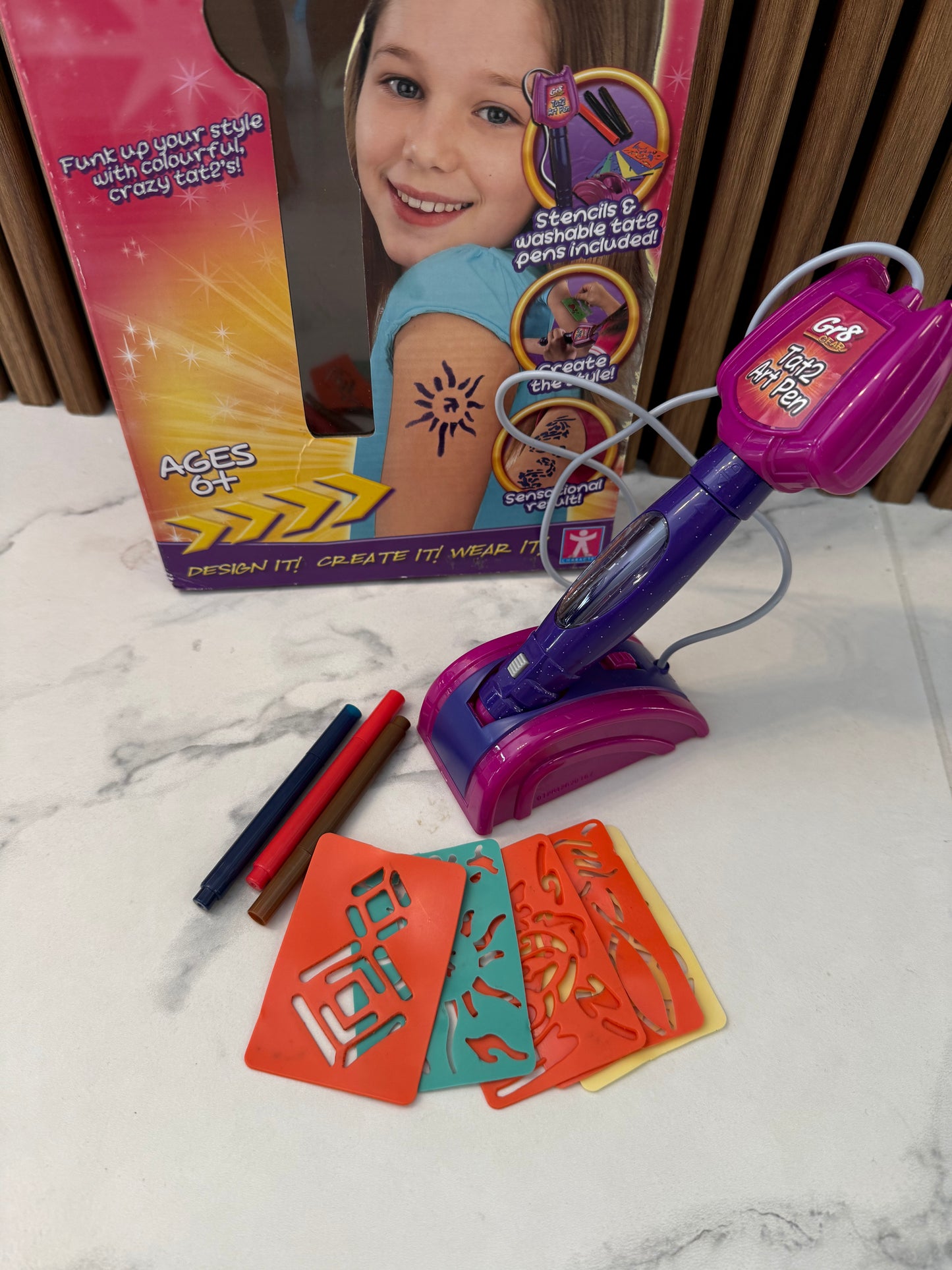 Purškiamų laikinu tatuiruočių rinkinys „Art Pen“