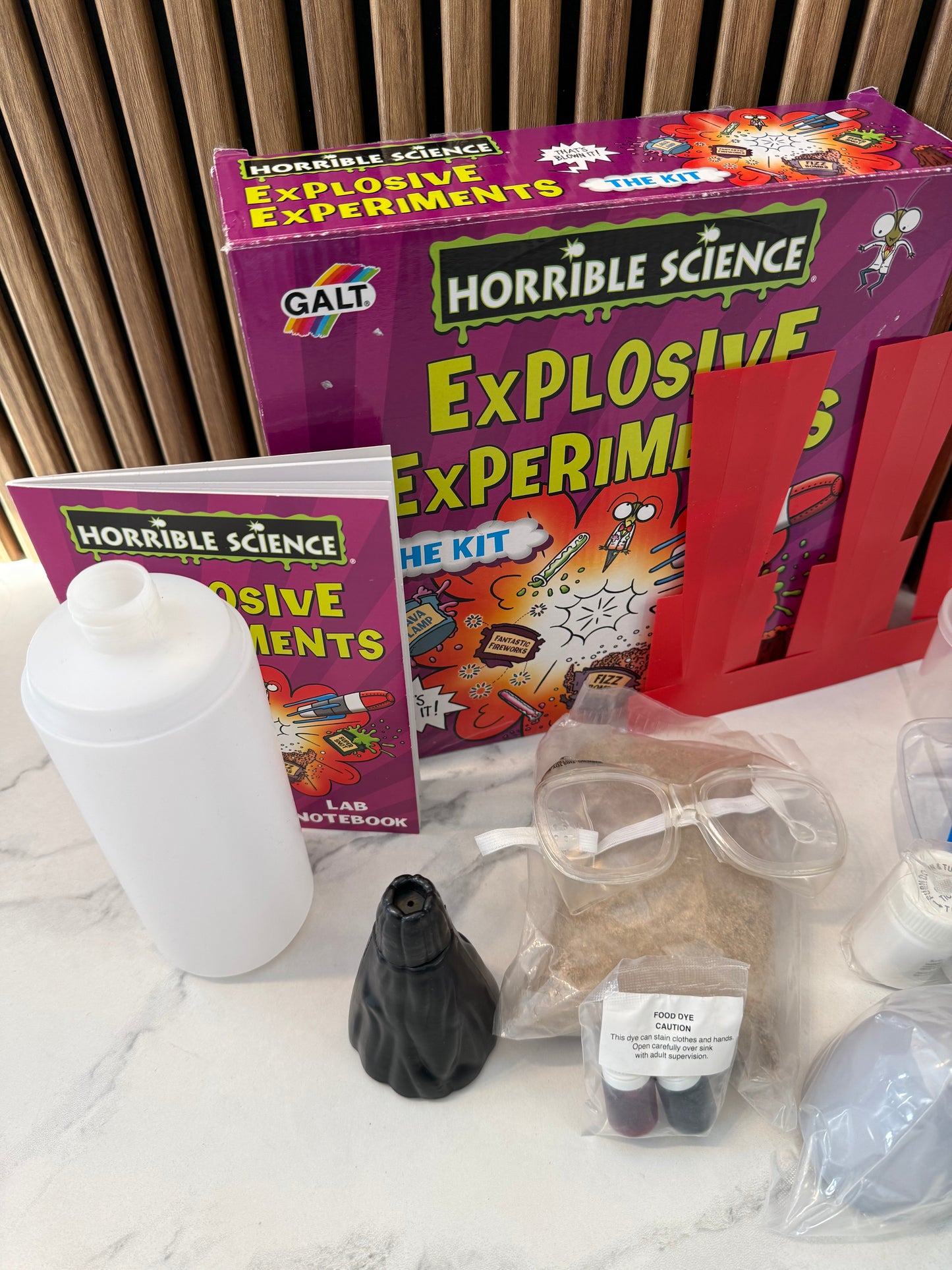 💥 „Sprogstančių eksperimentų“ rinkinys vaikams