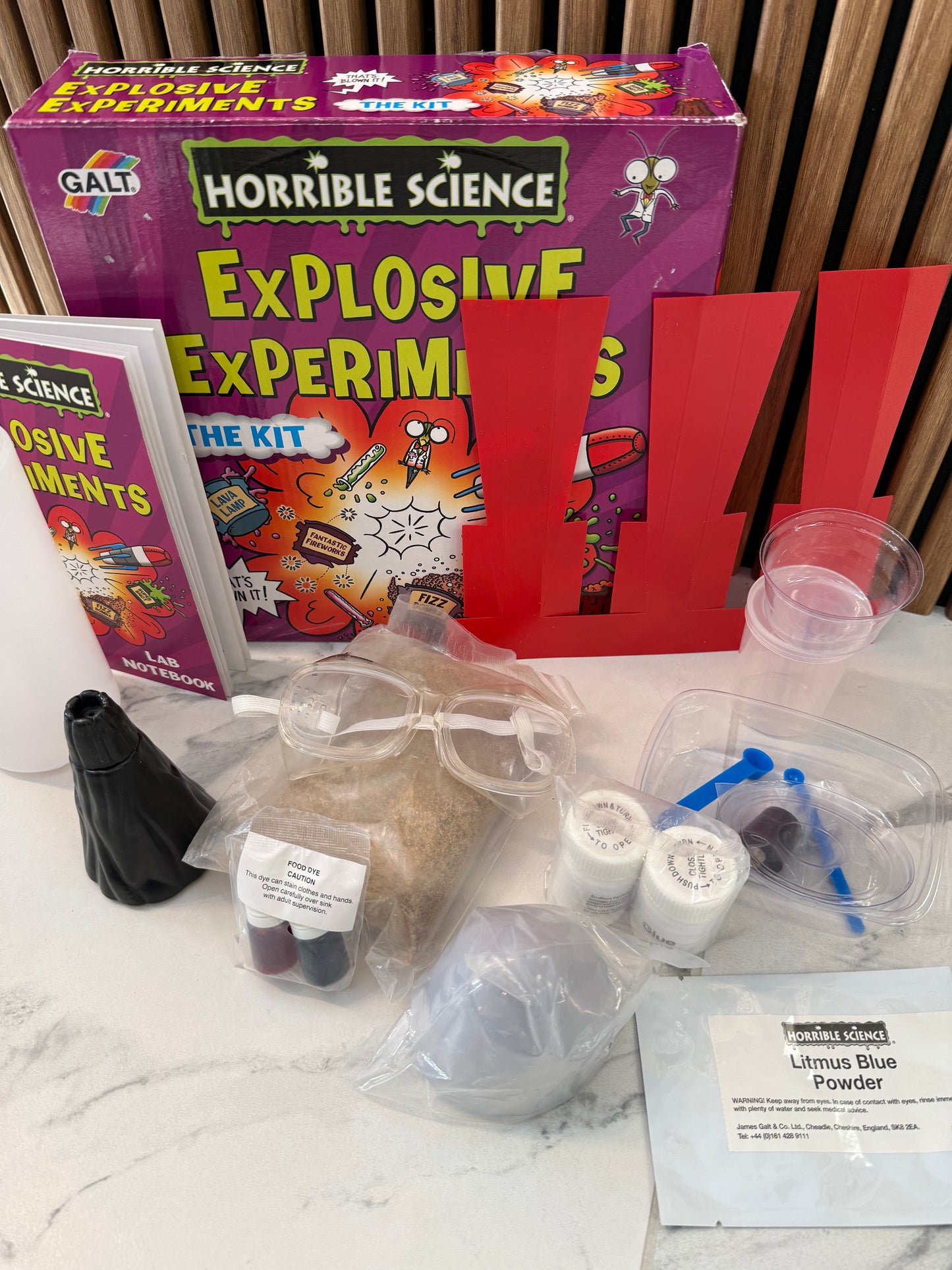 💥 „Sprogstančių eksperimentų“ rinkinys vaikams