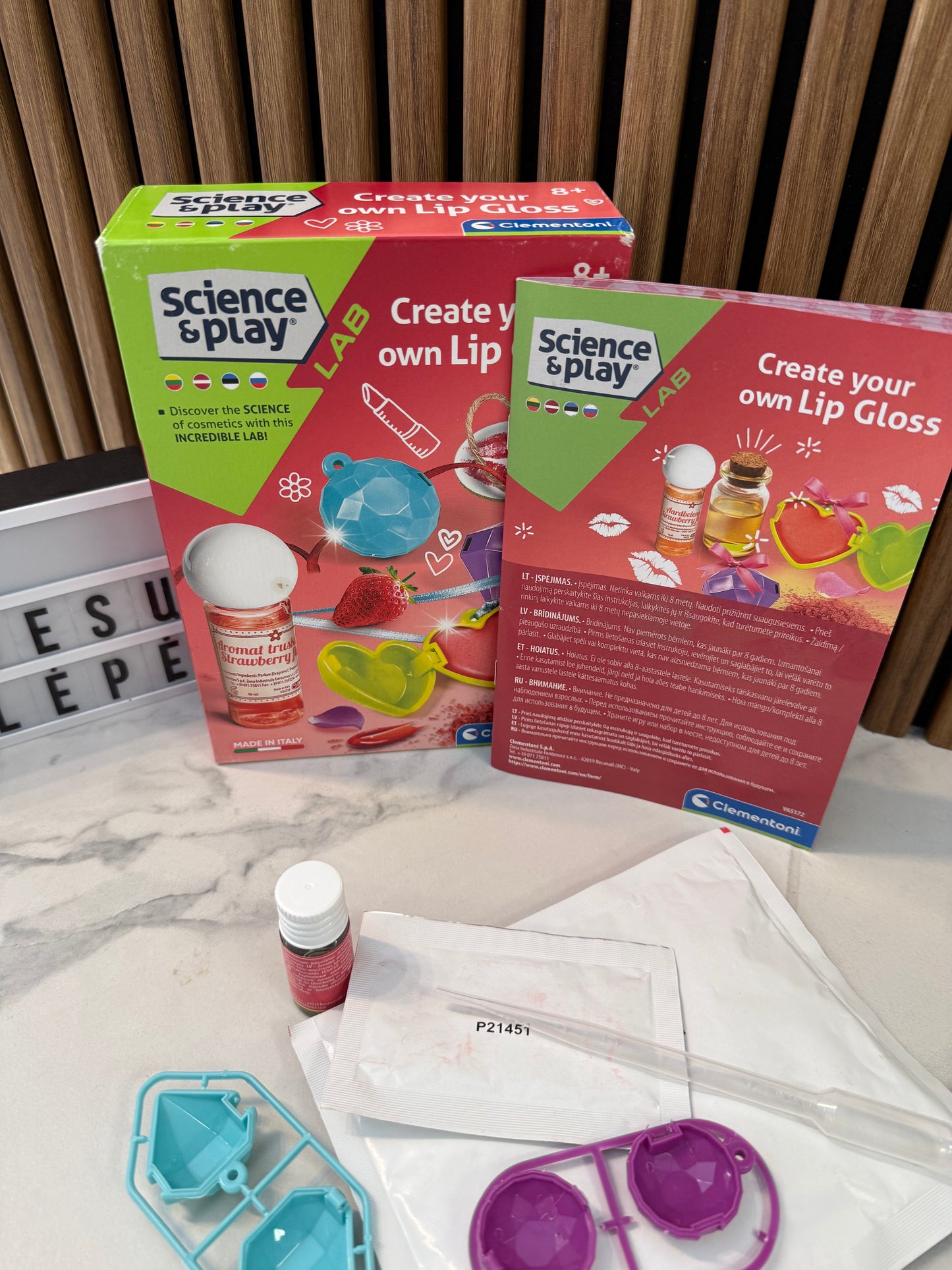 ✨ „Create Your Own Lip Gloss“ kūrybinis rinkinys