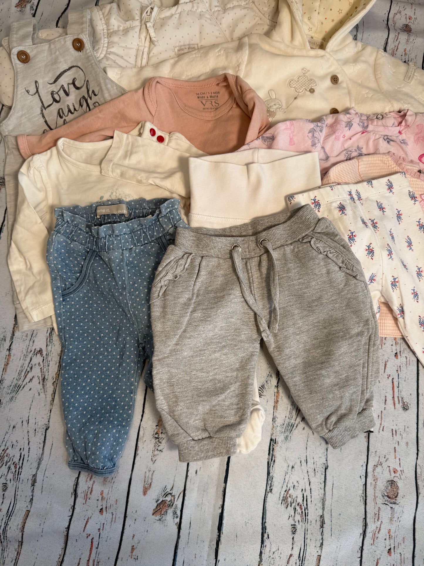 Švelnus mažylio drabužėlių rinkinys☁️(50-56 dydis)