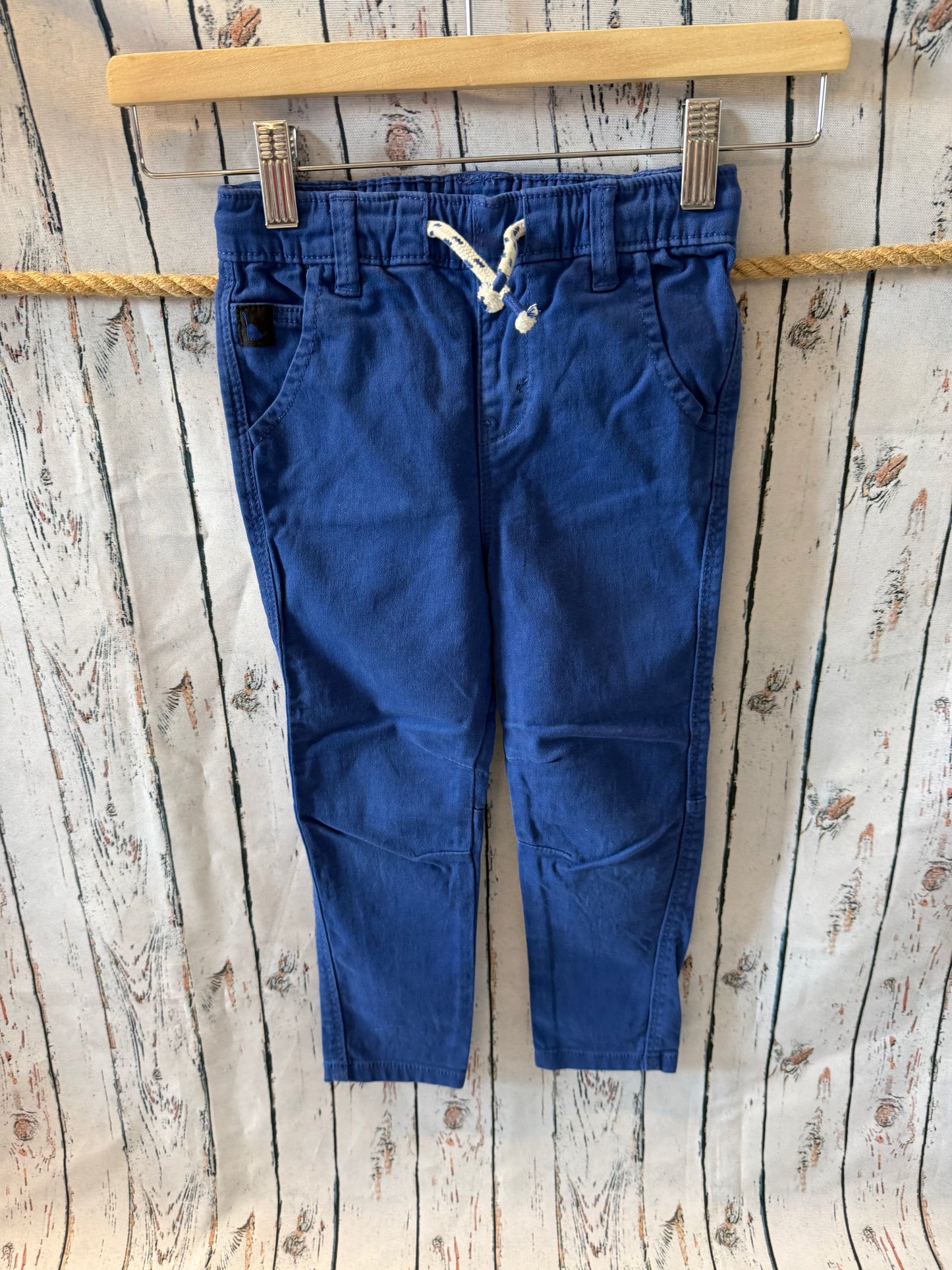👖 Kelnės George