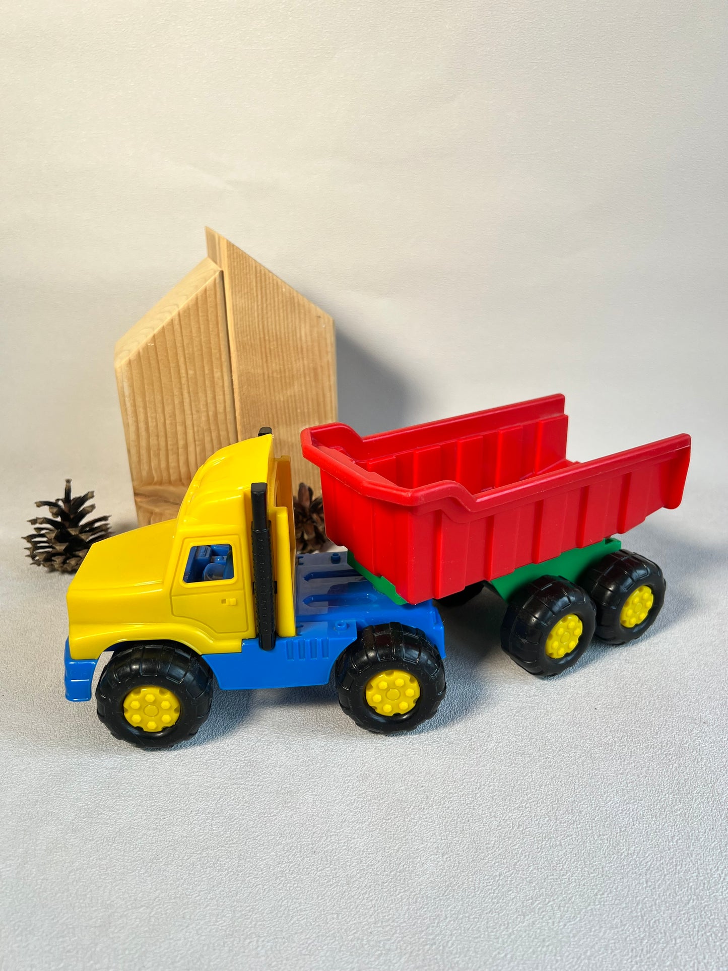 Krovininių automobilių rinkinys