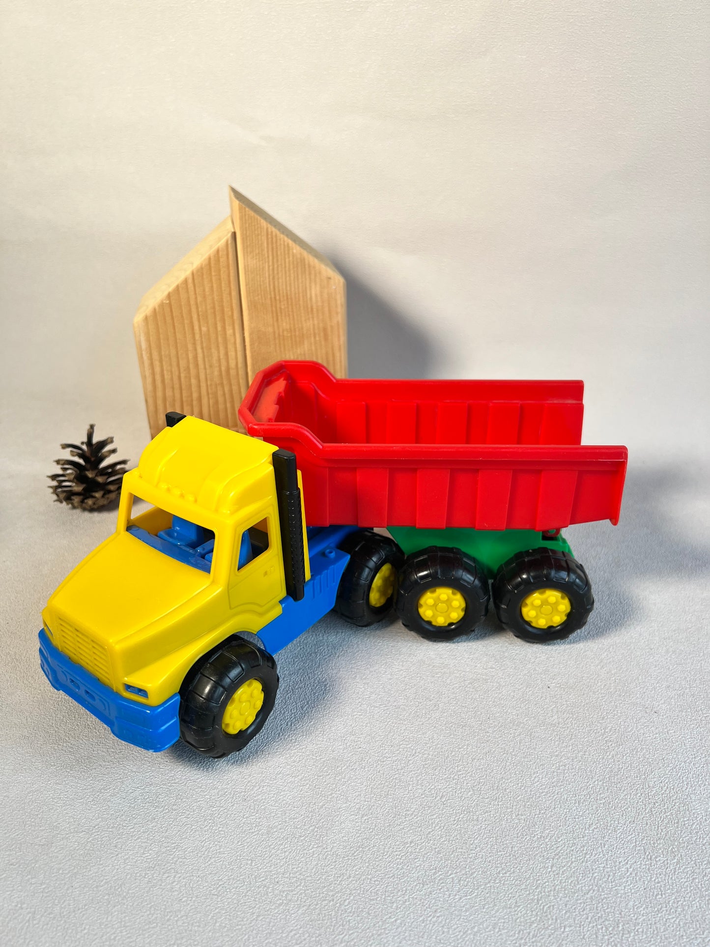 Krovininių automobilių rinkinys