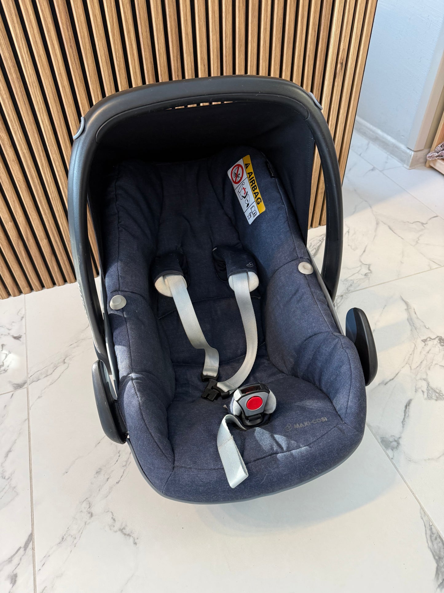 Maxi-Cosi kūdikio automobilinė kėdutė (0–12 kg)