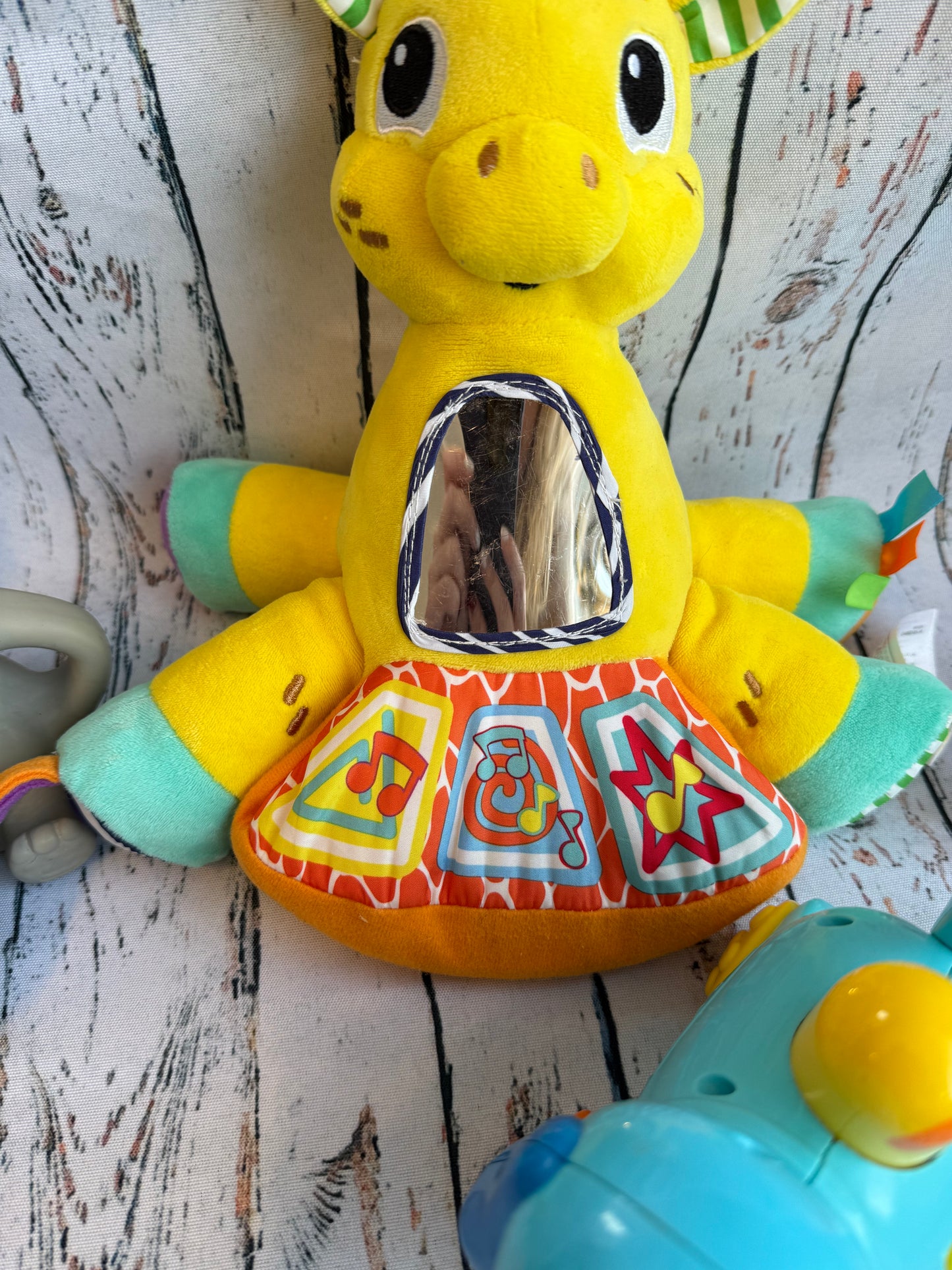 🦒🎶 Lavinamasis žaislų rinkinys „Draugiška žirafa“