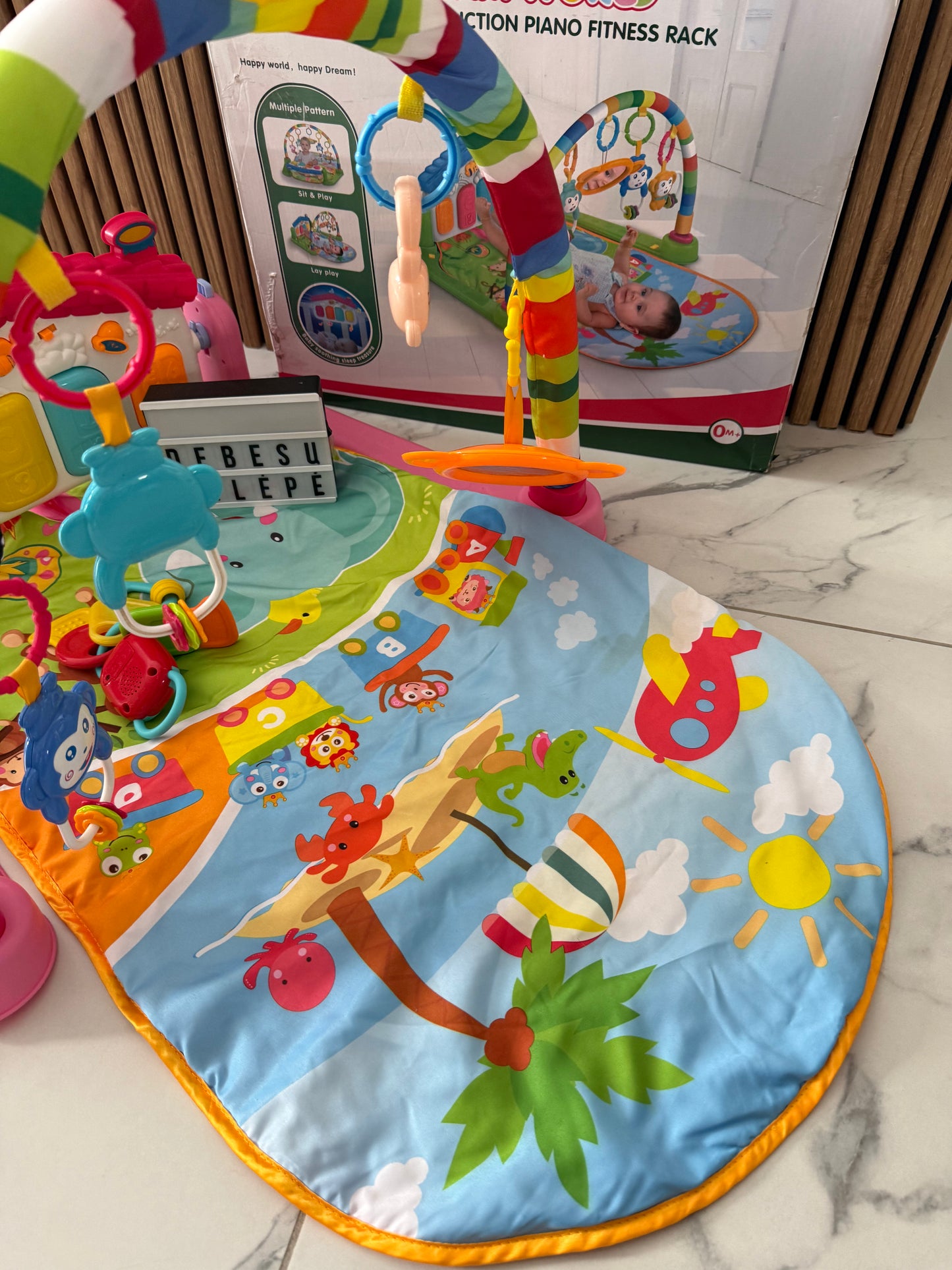 🌈🧸 „Dream World“ daugiafunkcis lavinamasis kilimėlis kūdikiui