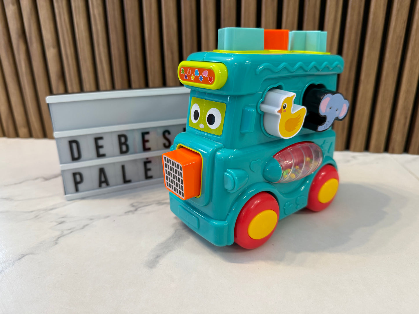 Rūšiavimo autobusiukas su formelėmis