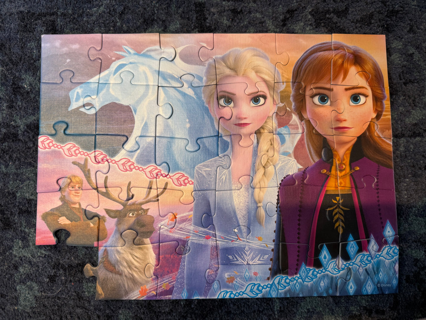🧩 Frozen dėlionė, 30 detalių