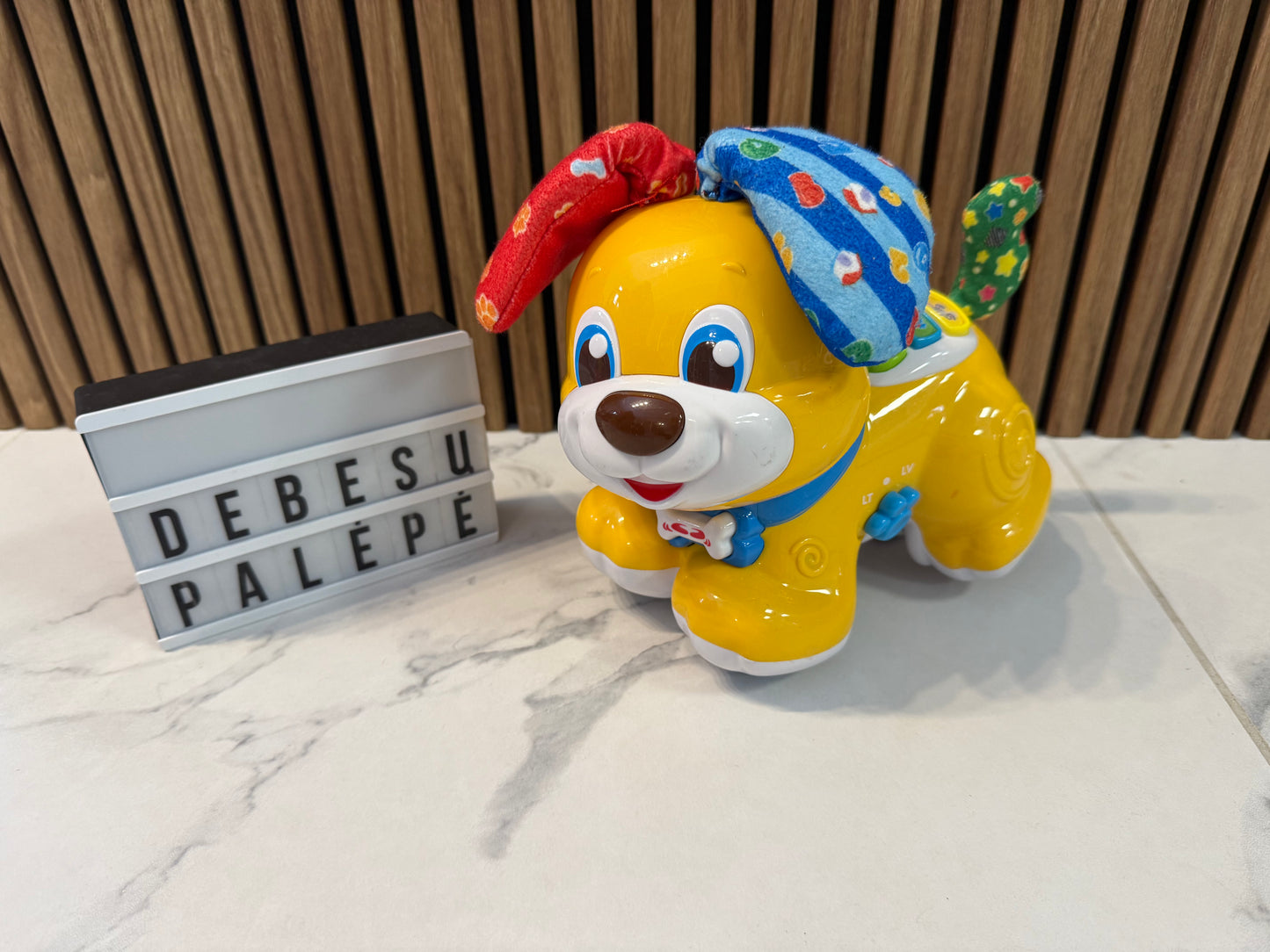 🐶 Kalbantis šuniukas – interaktyvus muzikinis žaislas