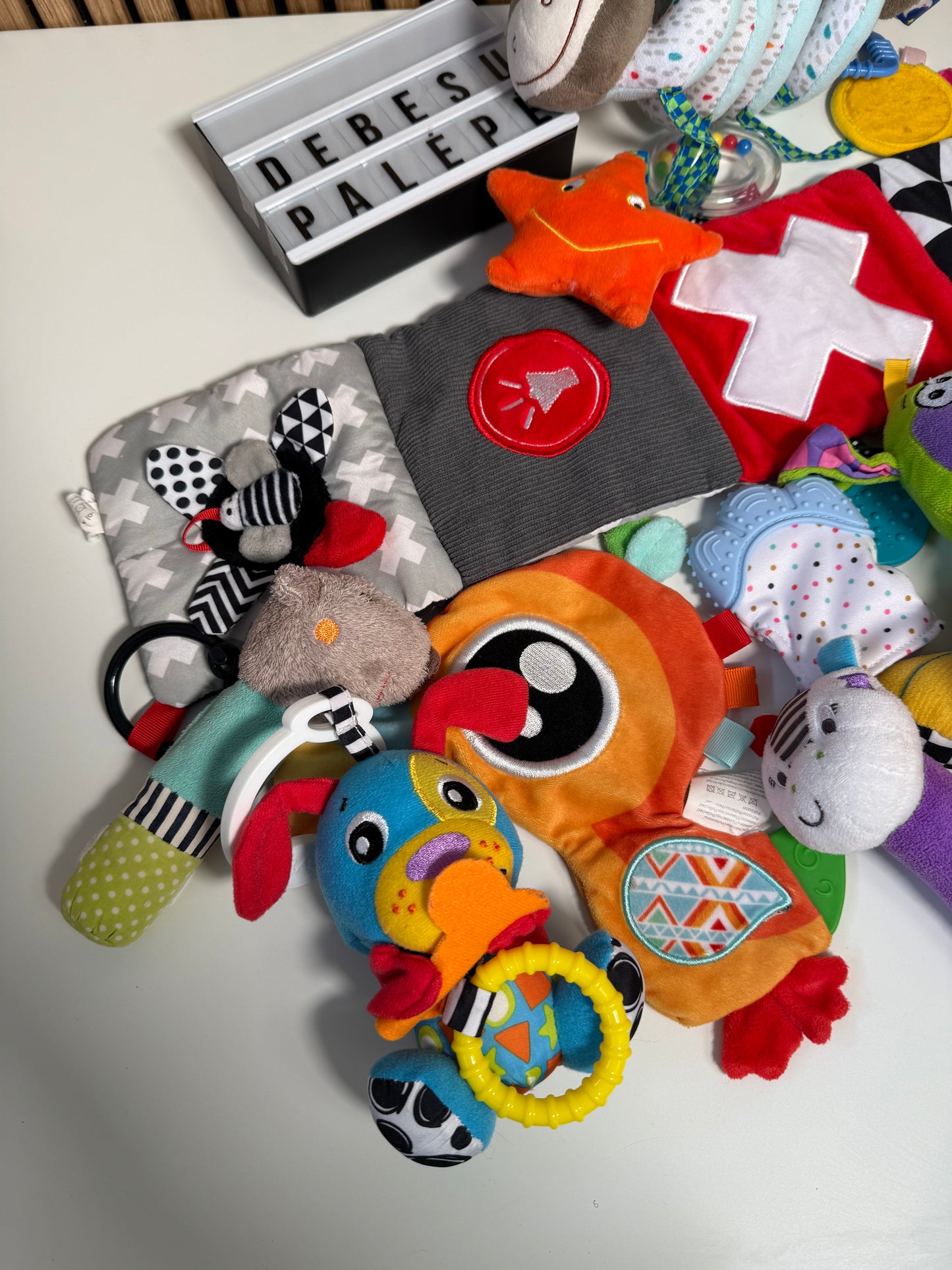 🧸 Sensorinių žaislų rinkinys kūdikiui