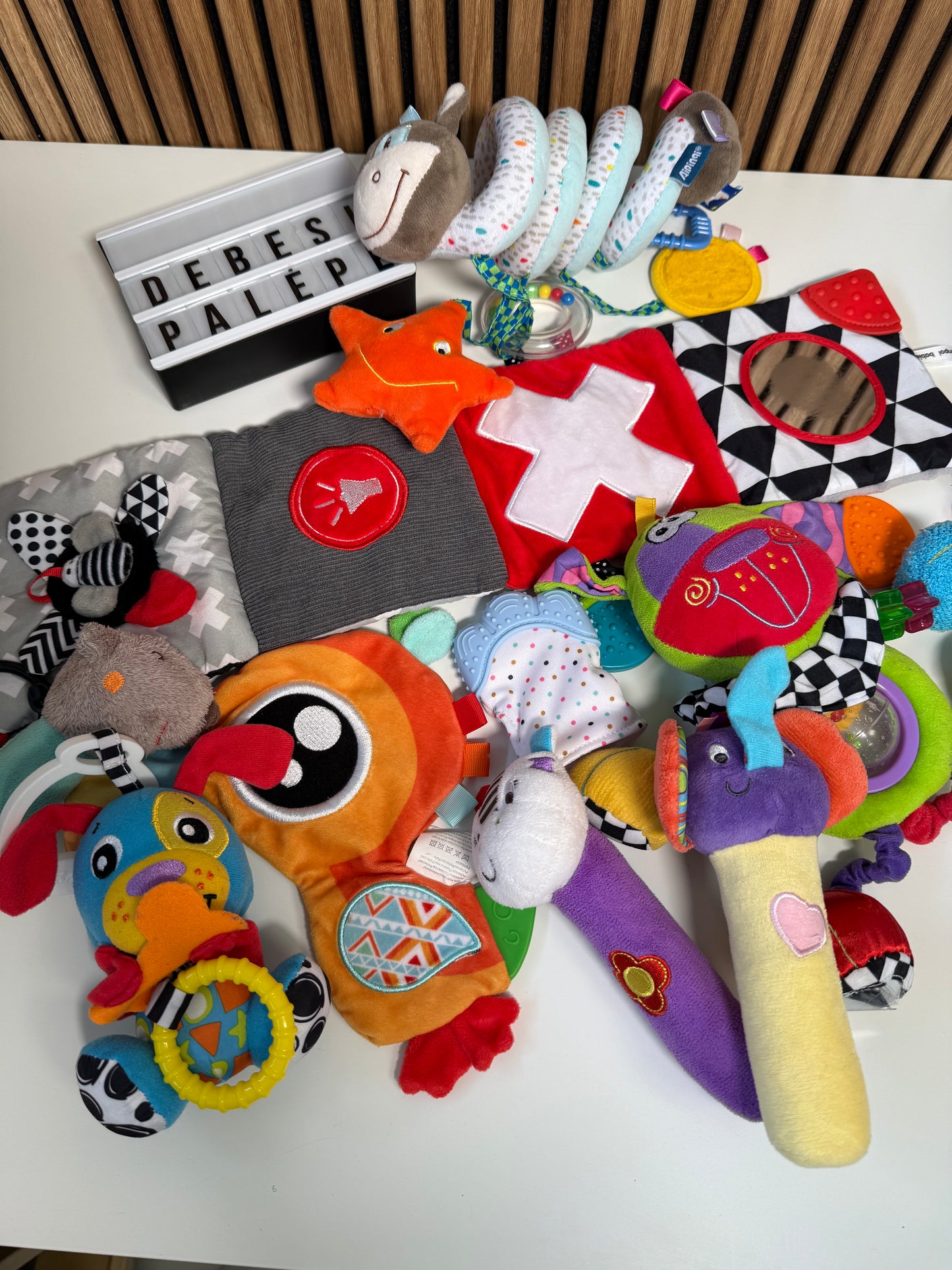 🧸 Sensorinių žaislų rinkinys kūdikiui
