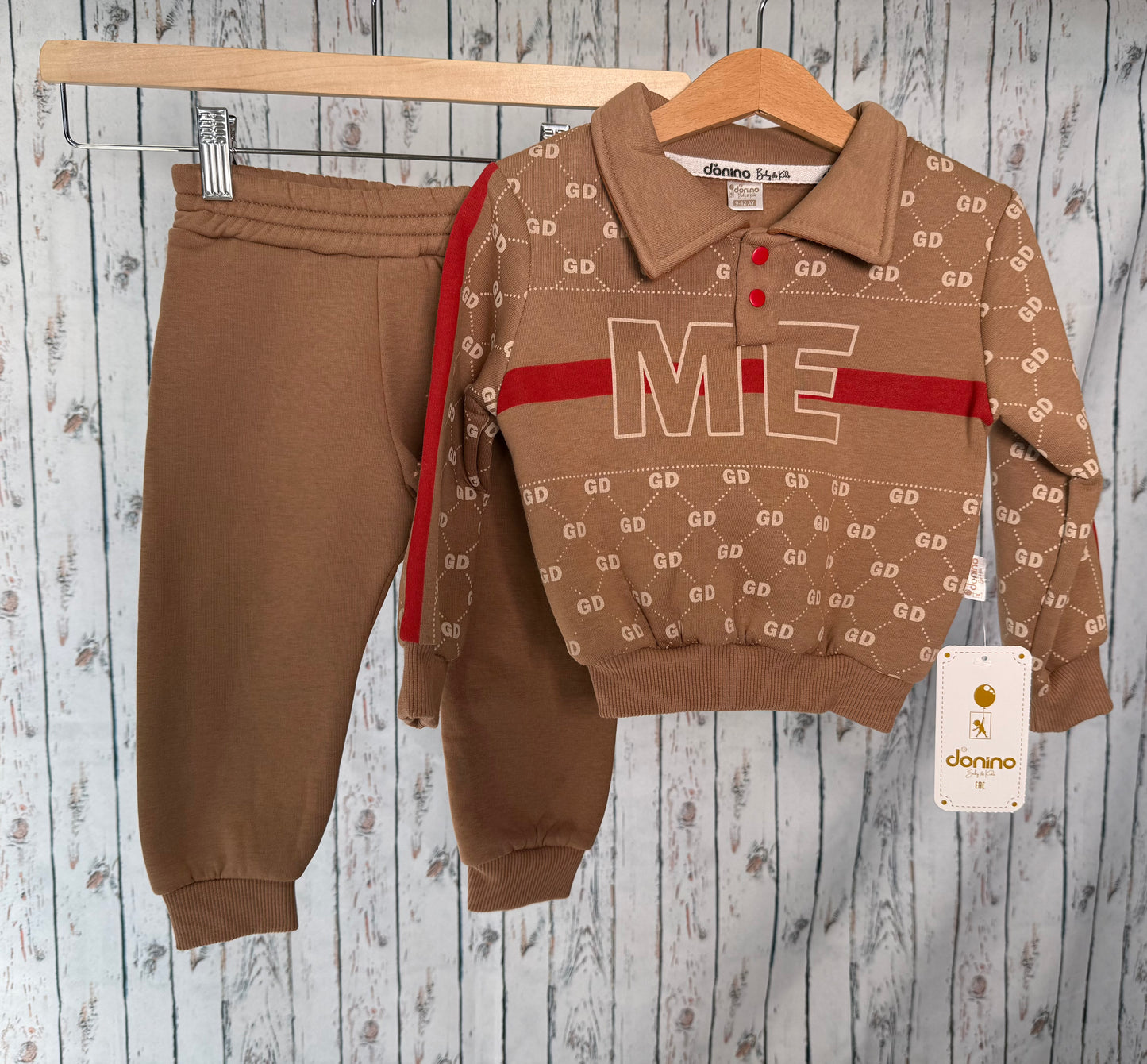 Smagus džemperio ir kelnių komplektas