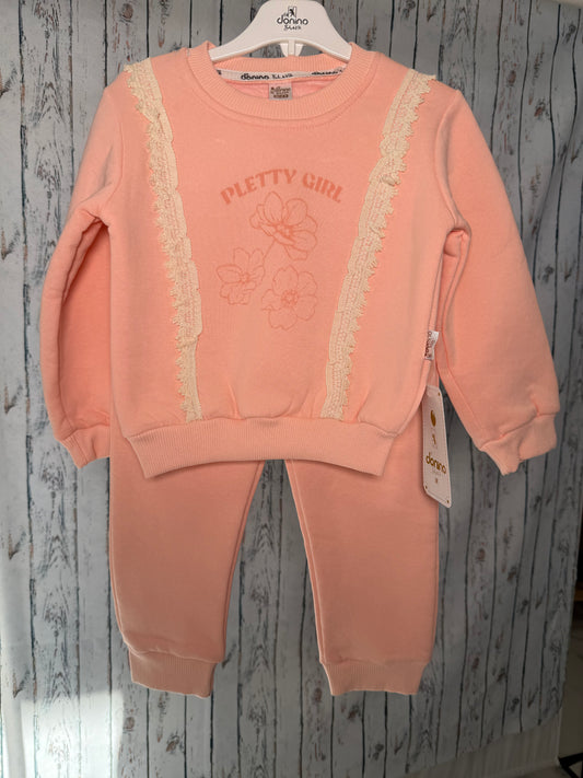 Smagus džemperio ir kelnių komplektas