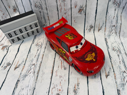 🚗 Žaibas Makvynas – lenktyninis automobilis