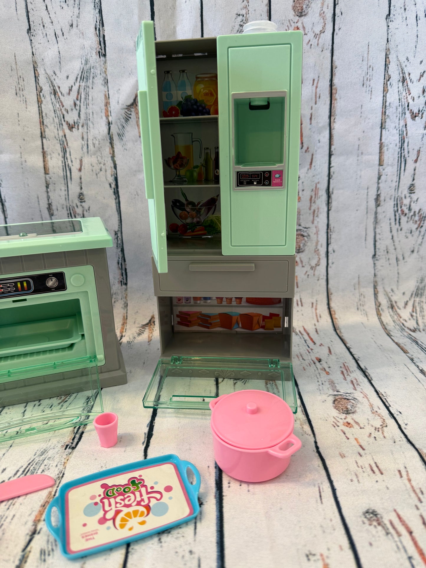 Mėtų spalvos žaidimų virtuvėlės rinkinys su priedais