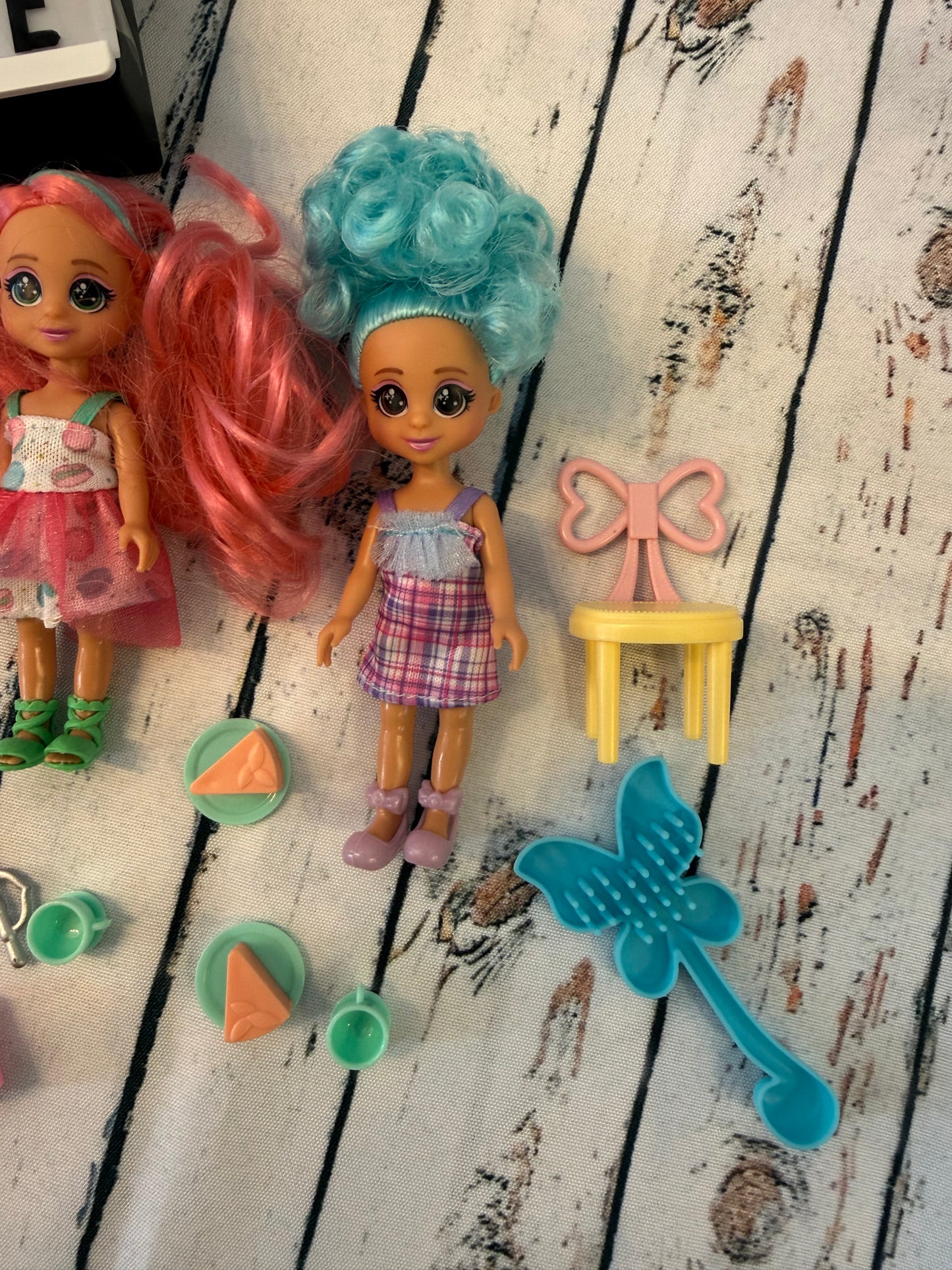 Spalvingų draugių lėlyčių rinkinys 👭🌈