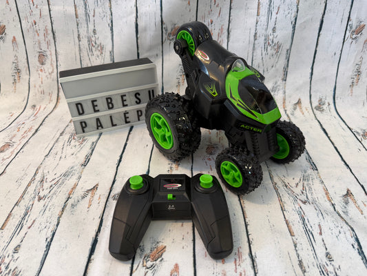 Nuotoliniu pulteliu valdoma kaskadinė mašina 🚗💚