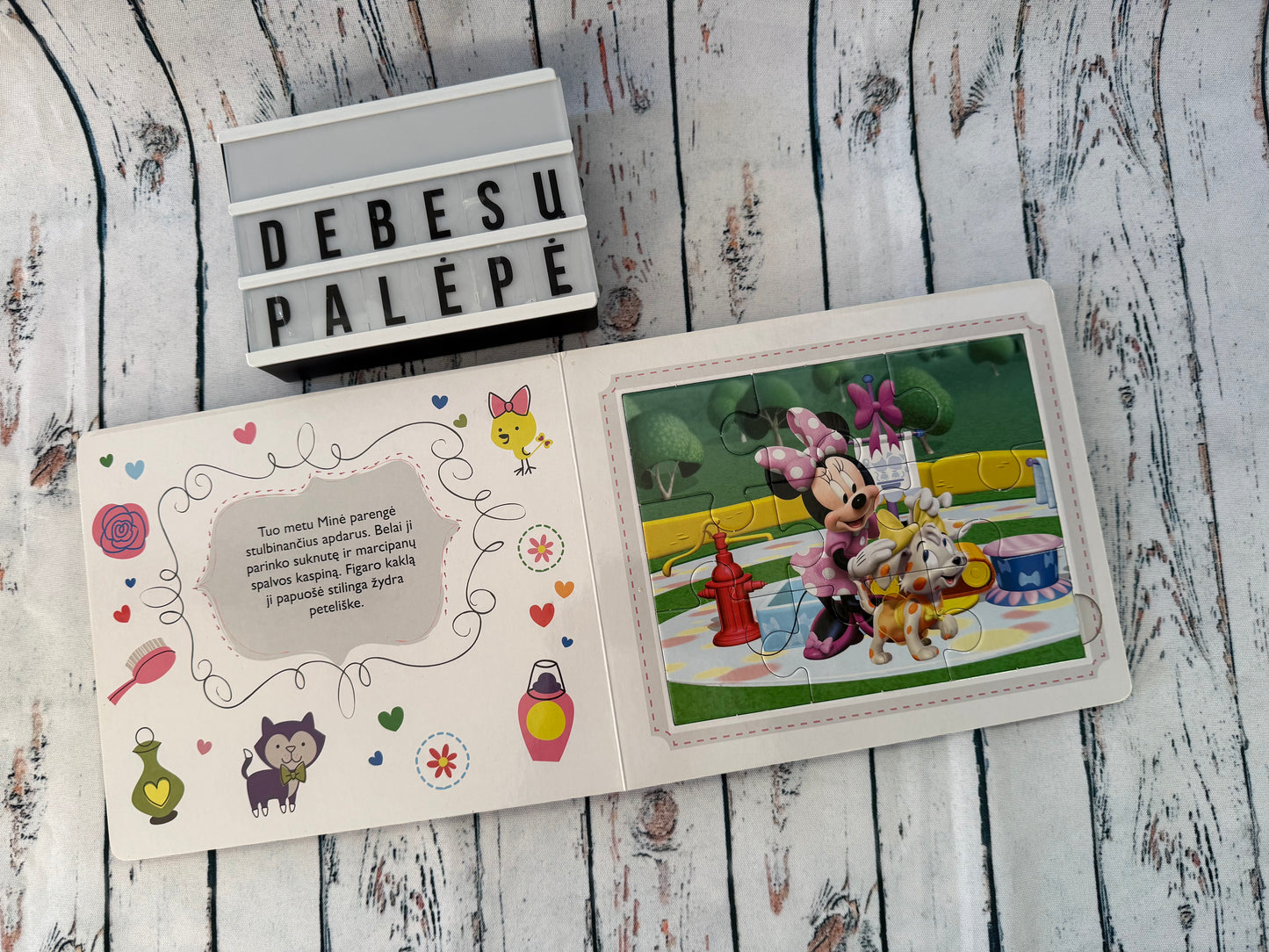 Disney Minnie dėlionių knygelė 🐭🧩