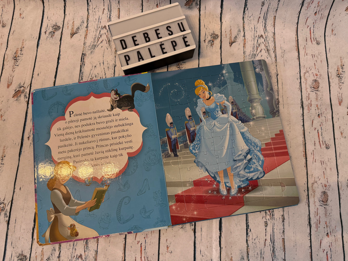 Disney Princesė didžioji dėlionių knyga su 50 detalių 🧩👑