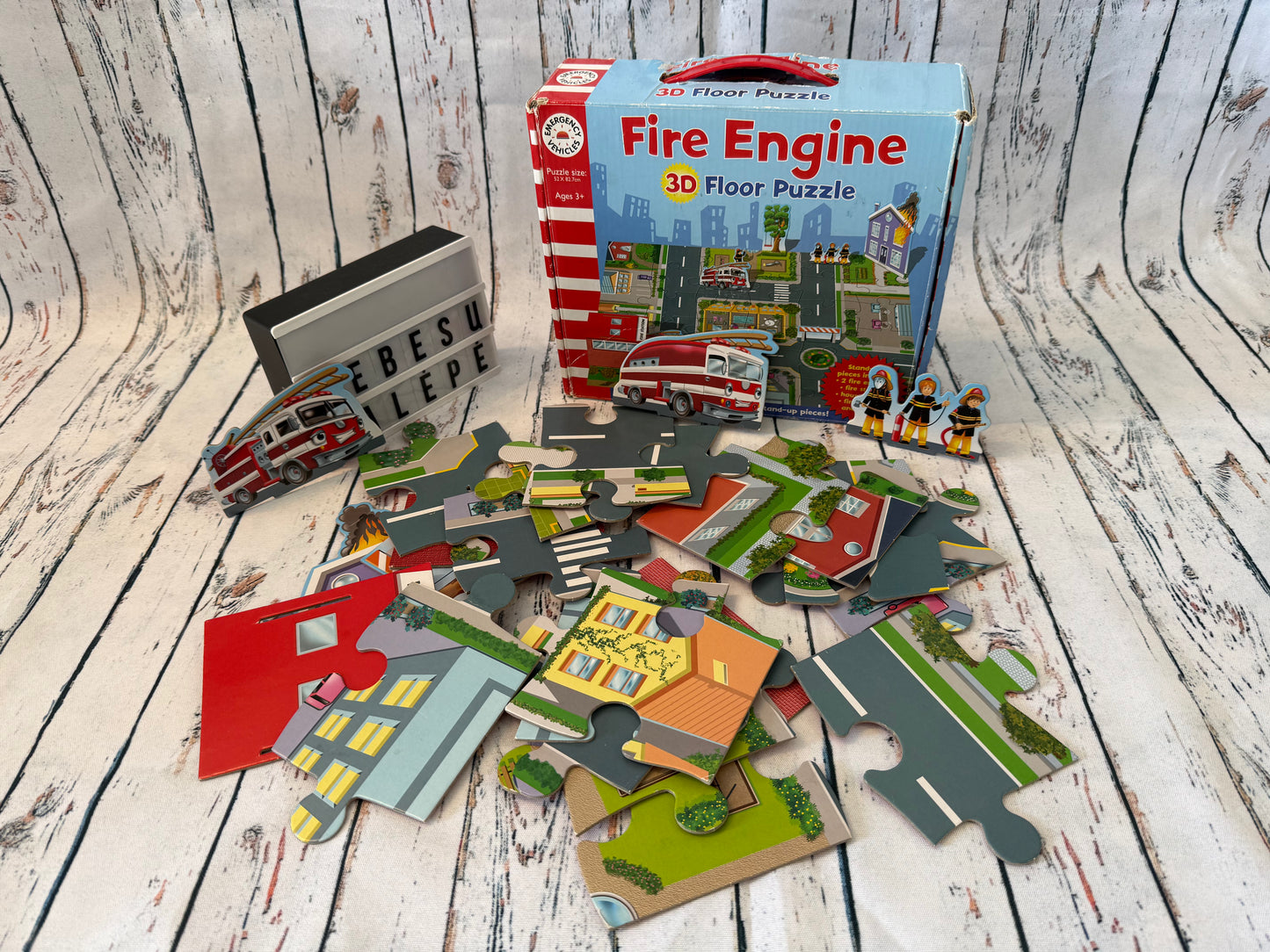 3D grindų dėlionė Fire Engine – gaisrininkų miestas