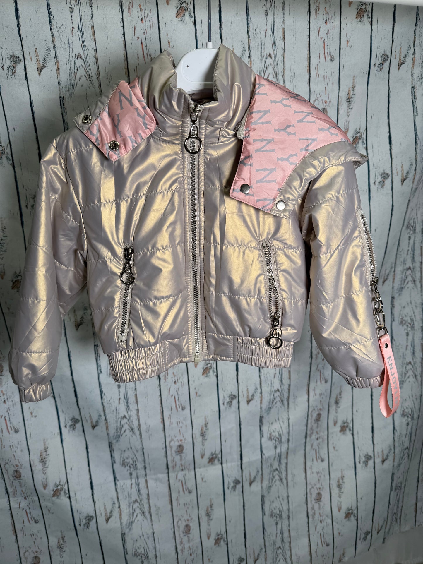 Striukė Happy House