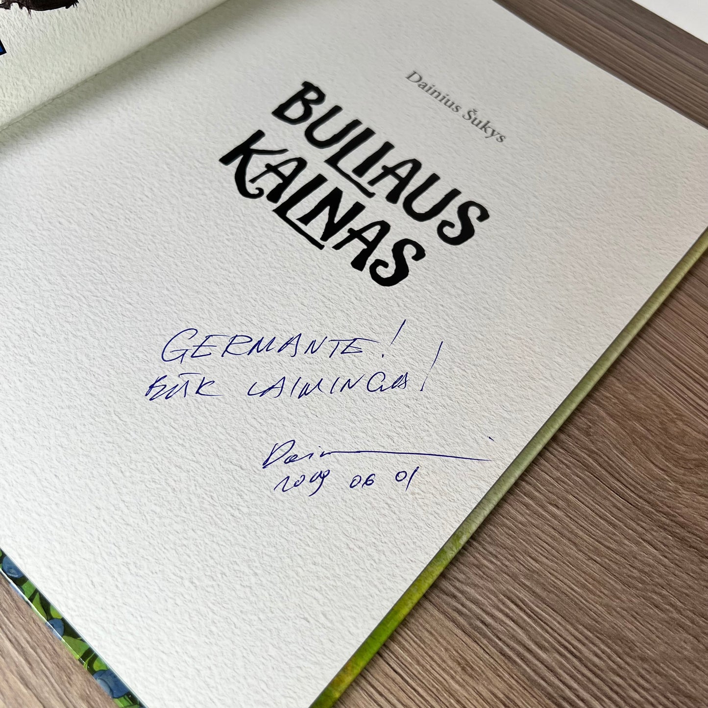 Knyga Buliaus kalnas