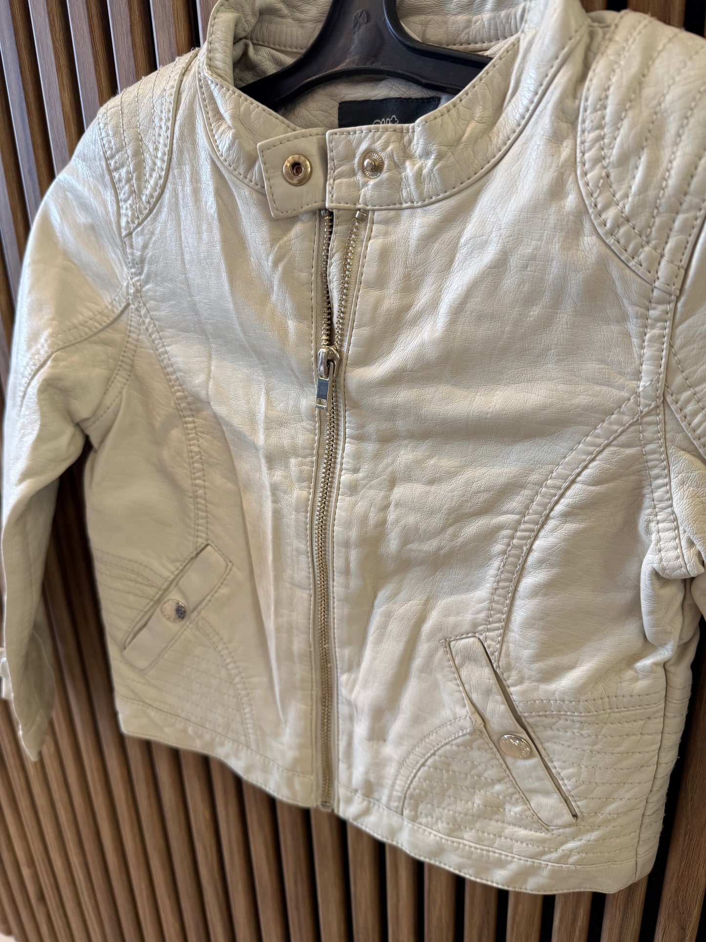 Odos imitacijos striukė Out Wear