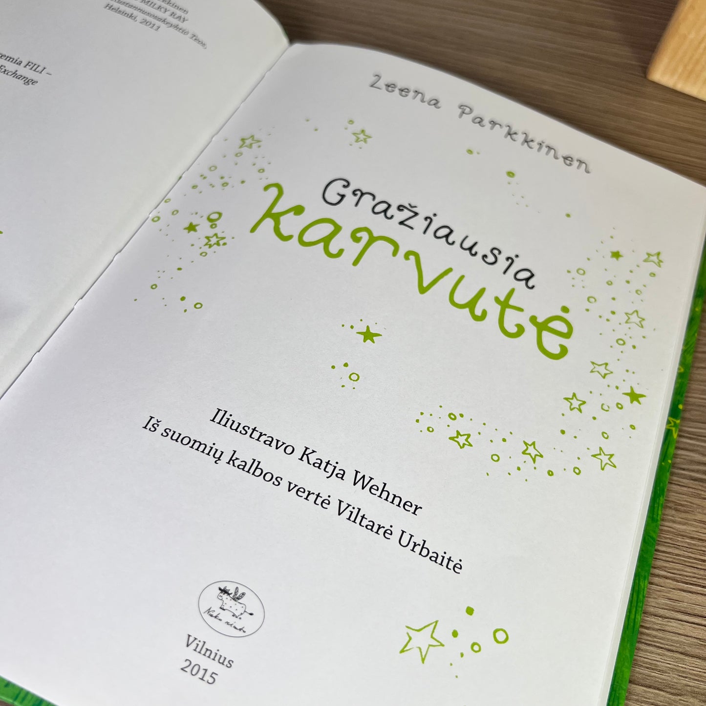 Knyga Gražiausia karvutė