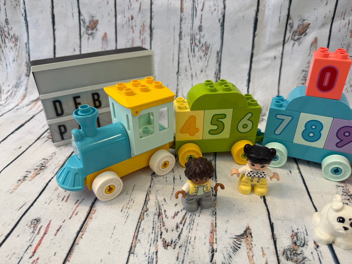 LEGO DUPLO skaičių traukinys su figūrėlėmis 🚂🔢