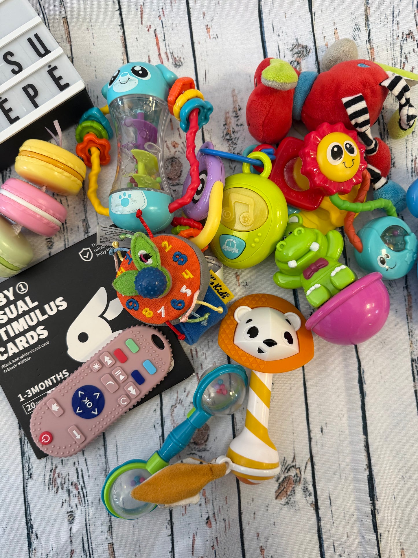 Kūdikių žaislų rinkinys Smalsiam mažyliui 🧸🌈