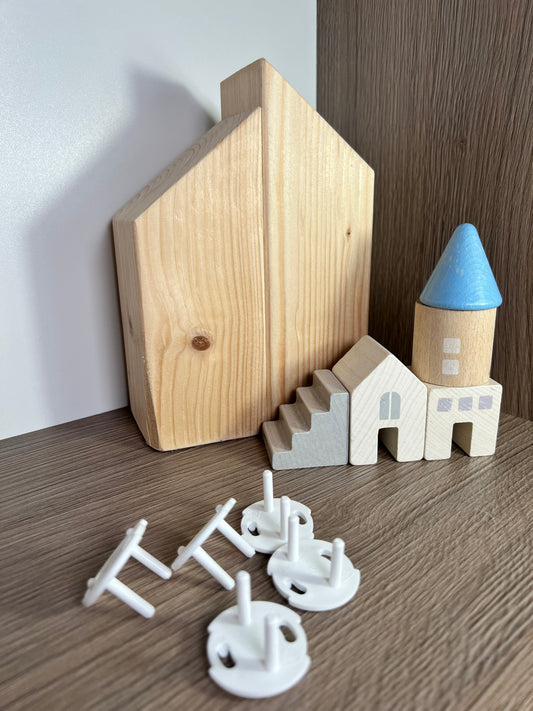 Apsauginiai kištukai rozetėms į vnt.