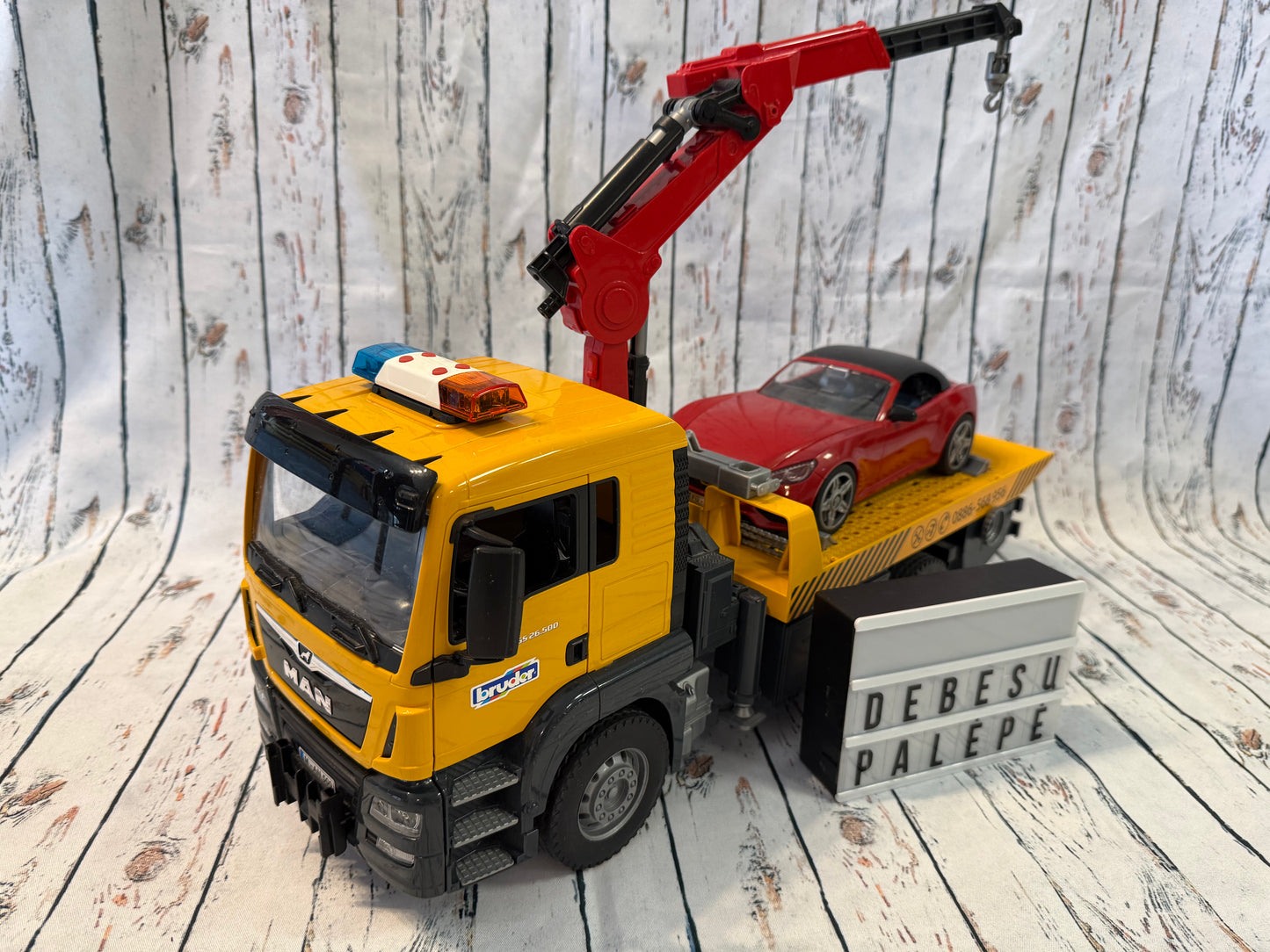 Bruder autovežis su kranu ir automobiliu 🚛🚗
