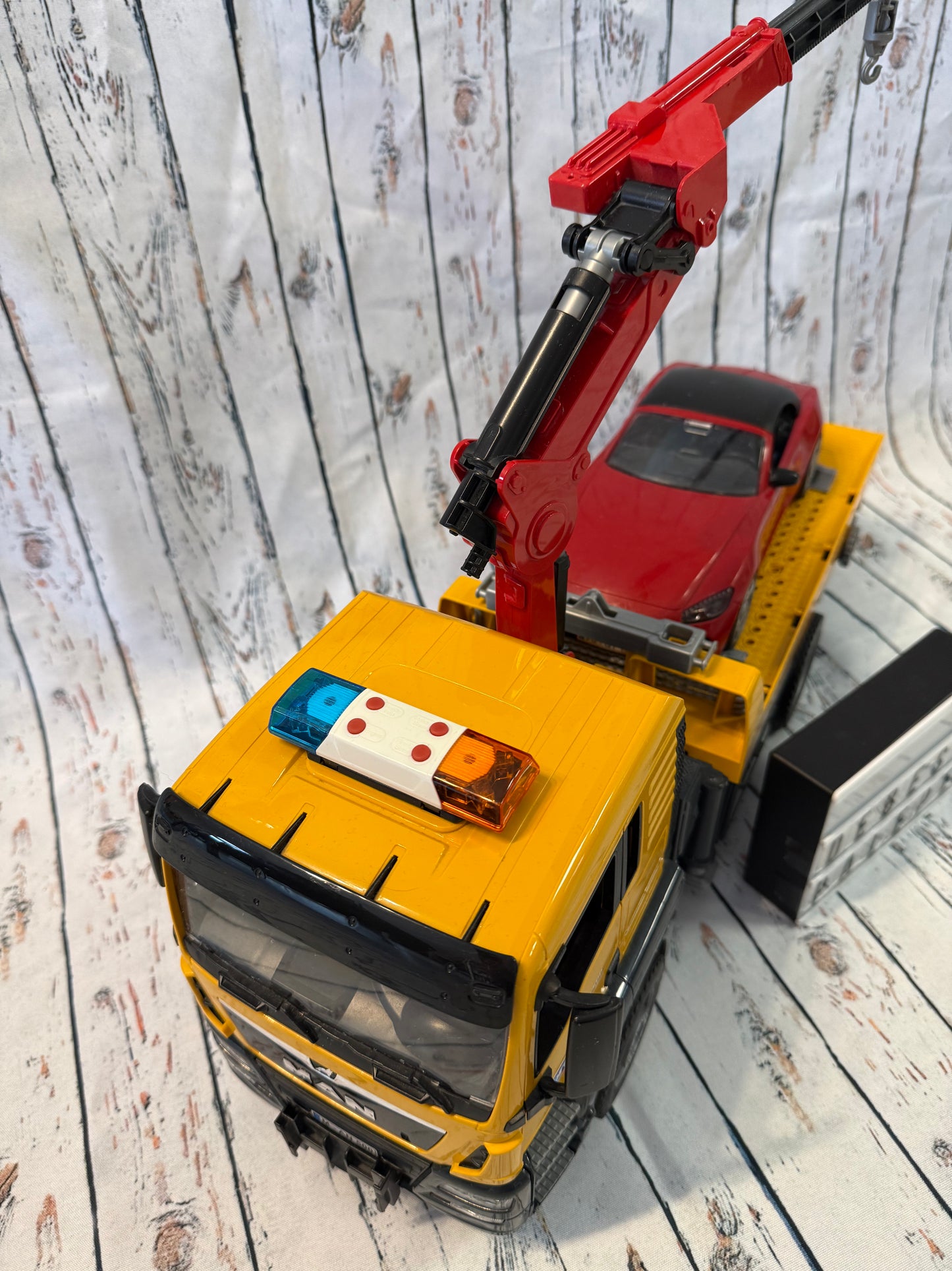 Bruder autovežis su kranu ir automobiliu 🚛🚗