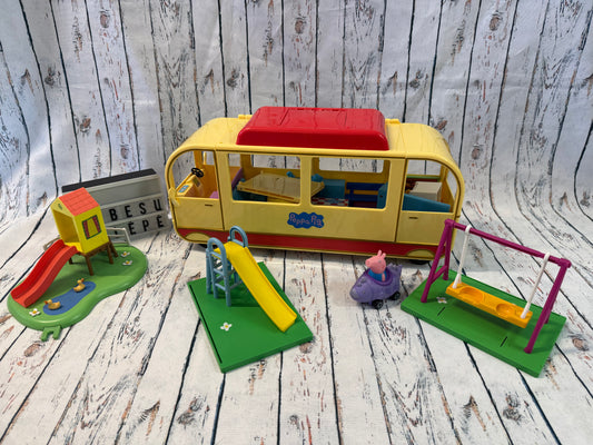 Peppa Pig namelis–autobusiukas su aksesuarais 🐷🚌