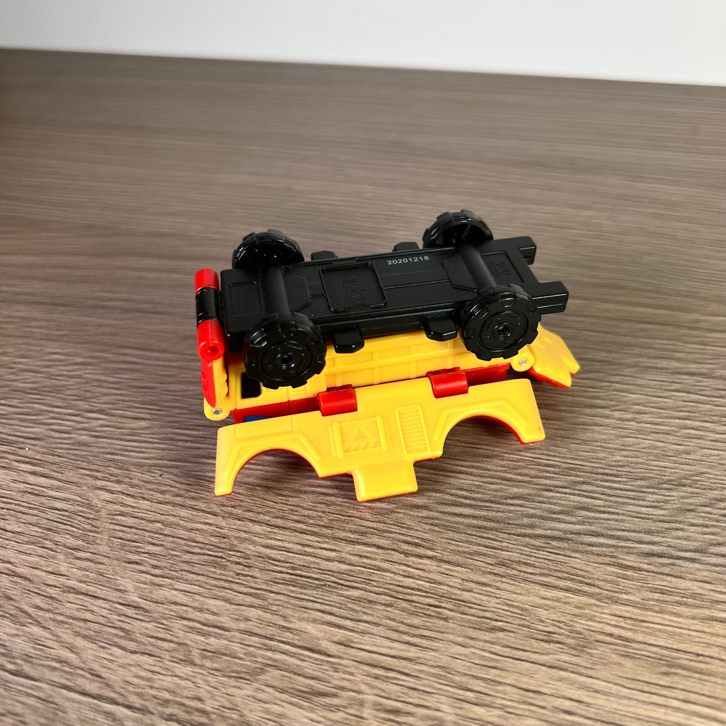 Sunkvežimis transformeris į gaisrinės automobilį