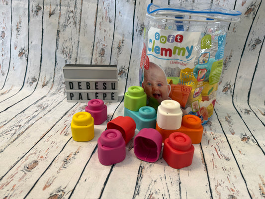 Minkštų kaladėlių rinkinys mažyliui 🧸🌈