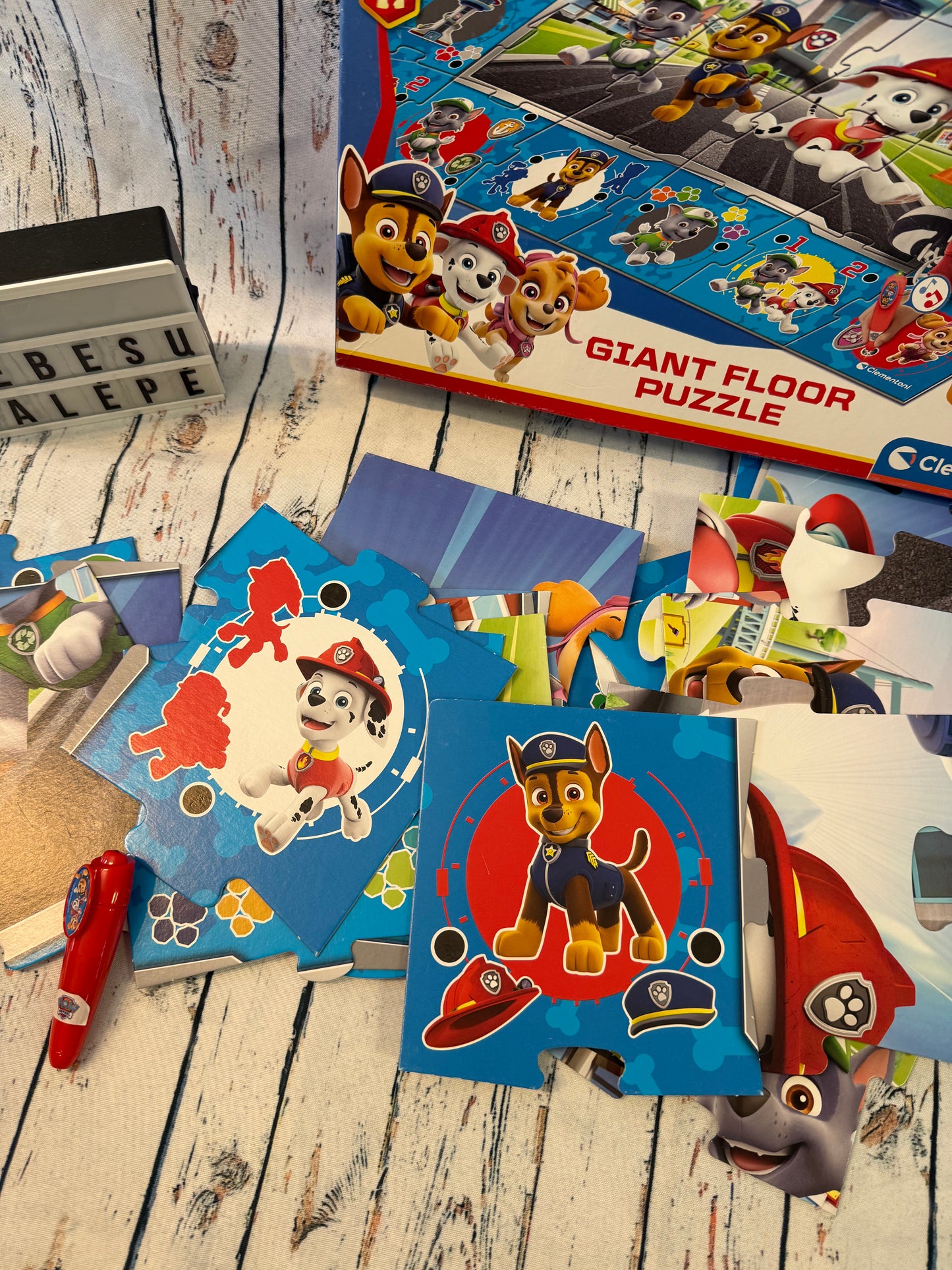 Paw Patrol grindų dėlionė 🐾🧩